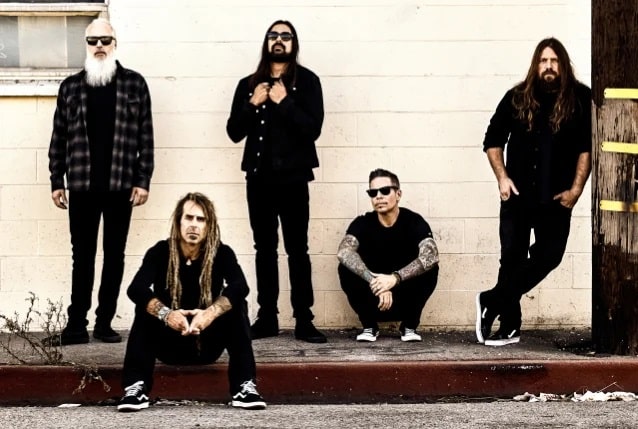 LAMB OF GOD Reveal New Visualizer Video For New Song ‘Routes’ Feat. CHUCK BILLY From TESTAMENT