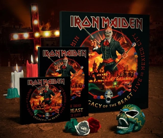 iron maiden live in mexico city, Watch Video Of IRON MAIDEN’s BRUCE DICKINSON Unboxing The ‘Nights Of The Dead’ Live Album