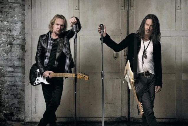 Video: Go Behind-The-Scenes With ADRIAN SMITH + RICHIE KOTZEN For Making Of Debut Album
