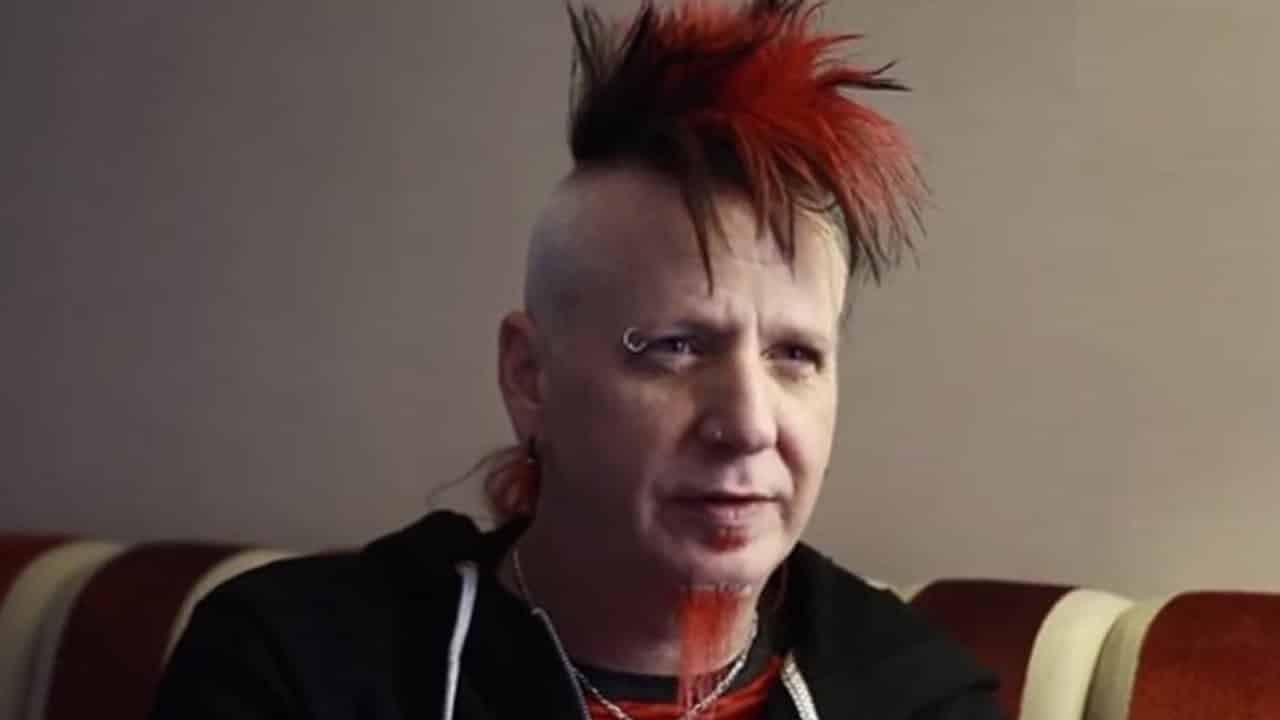 Check Out MUDVAYNE Frontman CHAD GRAY Covering BECK’s “Loser” With VIOLENT IDOLS