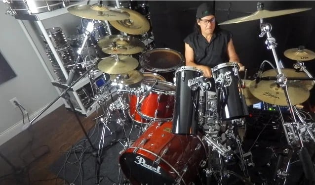 Watch DREAM THEATER Drummer MIKE MANGINI’s Sped-Up ‘Play-Along’ Video For ‘The Alien’