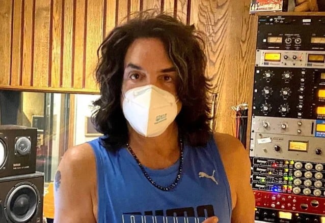 KISS frontman PAUL STANLEY Tests Positive For COVID-19