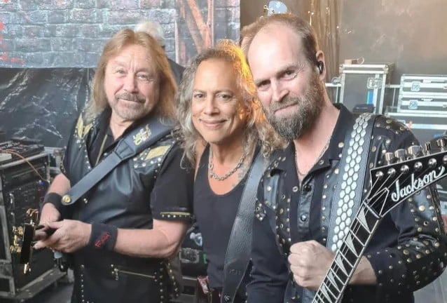 Watch METALLICA’s KIRK HAMMETT Join JUDAS PRIEST On Stage To Play ‘The Green Manalishi’