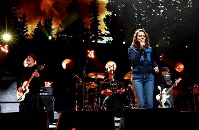 BRANDI CARLILE Wants to Continue Fronting SOUNDGARDEN, Would “Make The Time” For Tour