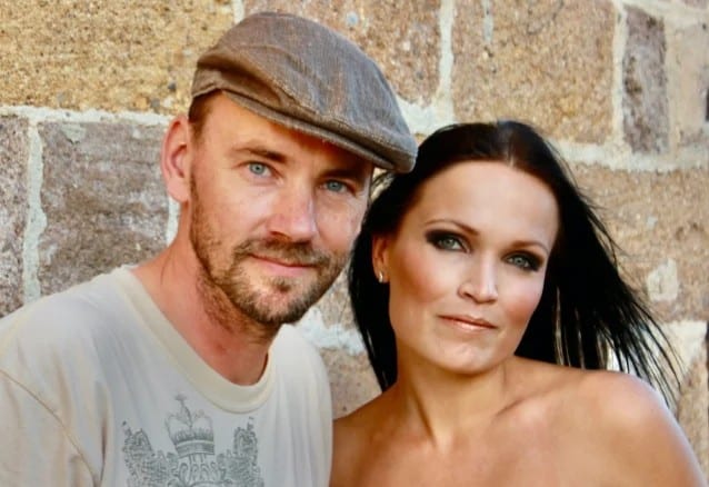 TARJA TURUNEN’s OUTLANDERS Drops First Single ‘Closer To The Sky’
