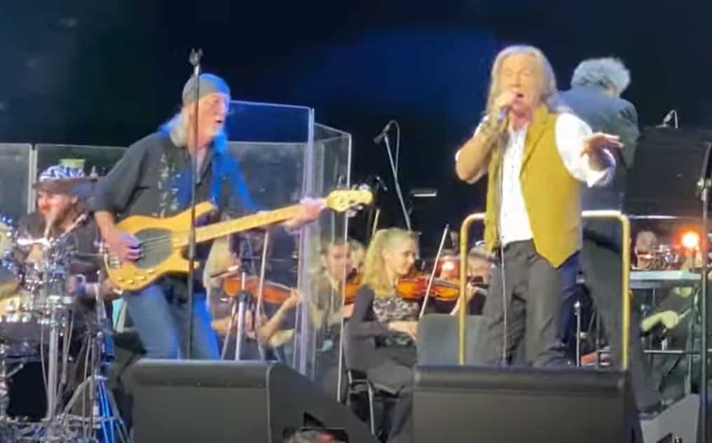 Video: BRUCE DICKINSON And ROGER GLOVER Perform JON LORD’s ‘Concerto For Group And Orchestra’ In Hungary