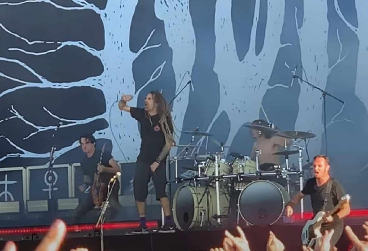Watch LAMB OF GOD’s RANDY BLYTHE Perform ‘Adoration For None’ Live With GOJIRA