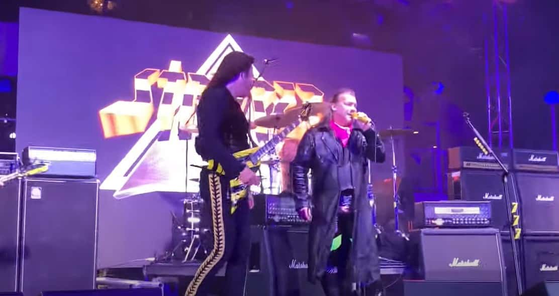 Watch CHRIS JERICHO Join STRYPER For Cover Of JUDAS PRIEST’s ‘Breaking The Law’