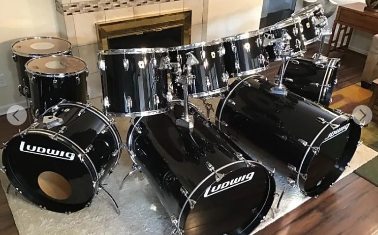 You Can Now Buy A Drum Set That Was Owned By Late KISS Drummer ERIC CARR
