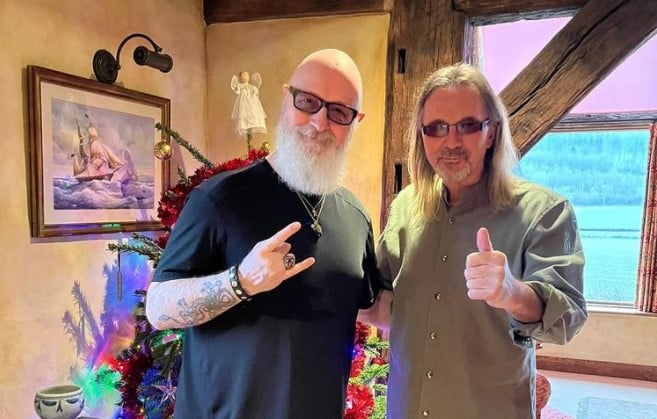 JUDAS PRIEST Singer ROB HALFORD Shares A New Photo Of Guitarist GLENN TIPTON