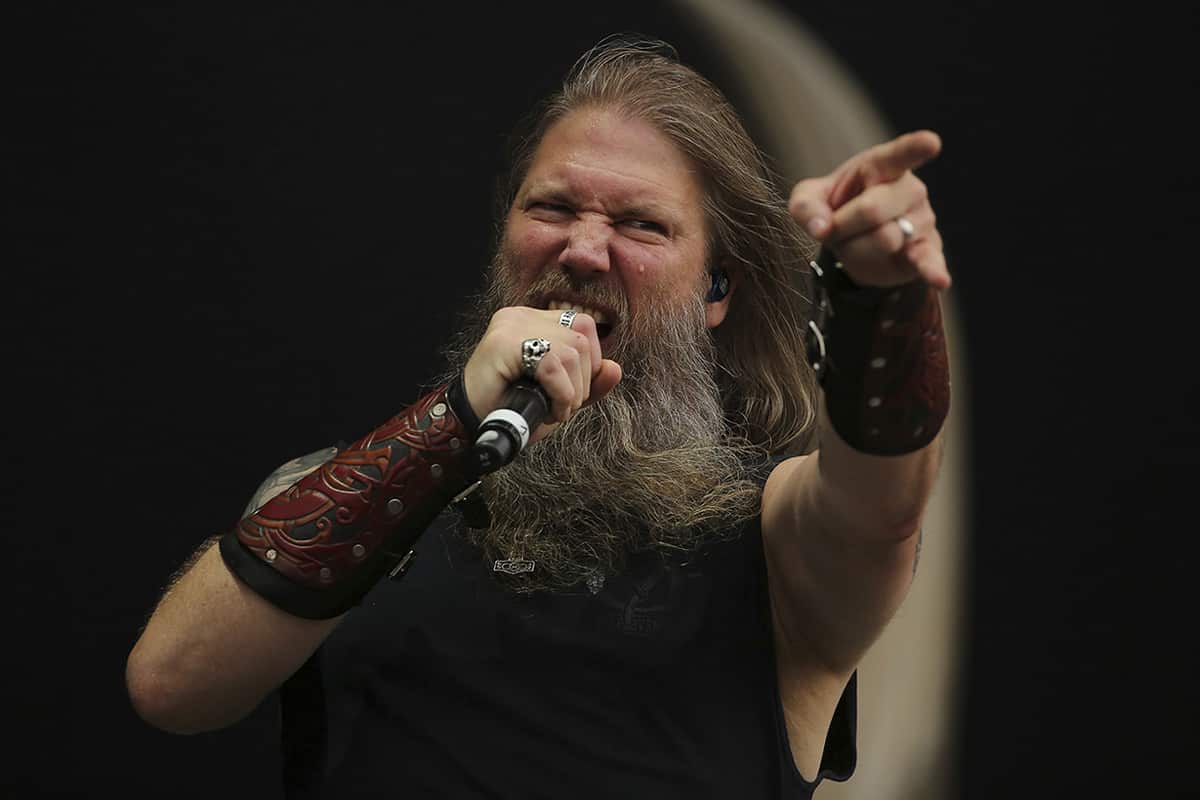 AMON AMARTH’s JOHAN HEGG And His Wife Have Been Taking In Ukrainian Refugees