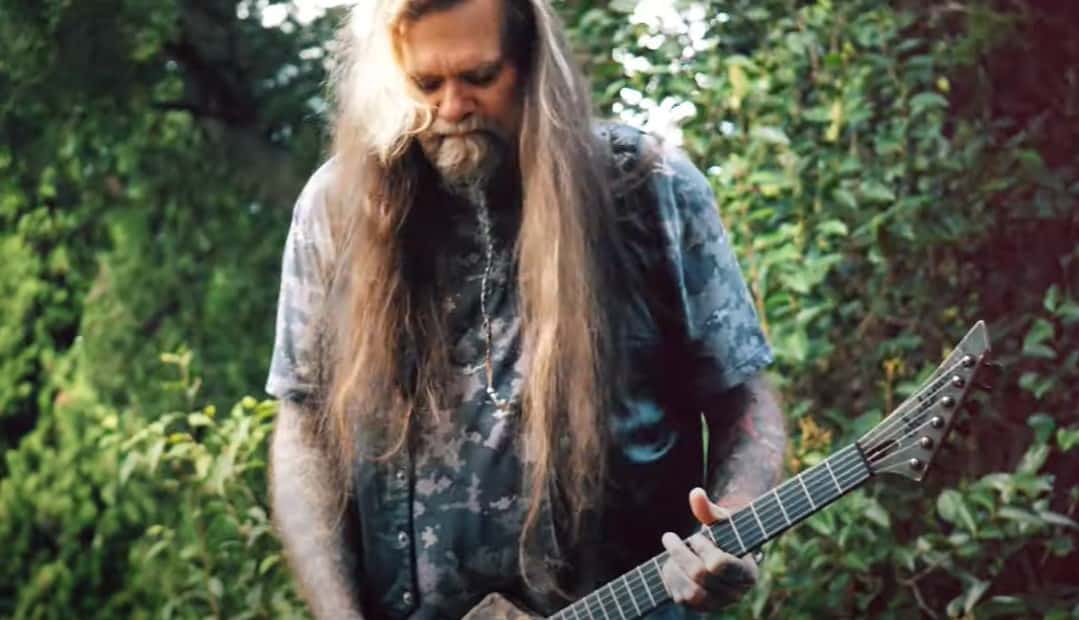 Former W.A.S.P. Guitarist CHRIS HOLMES Releases The Music Video For ‘I Am What I Am’