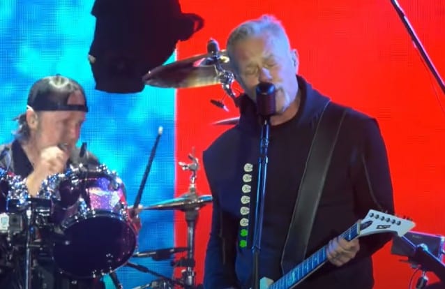 metallica santiago, Check Out Pro-Shot Footage Of METALLICA Performing ‘Through The Never’ In Santiago, Chile