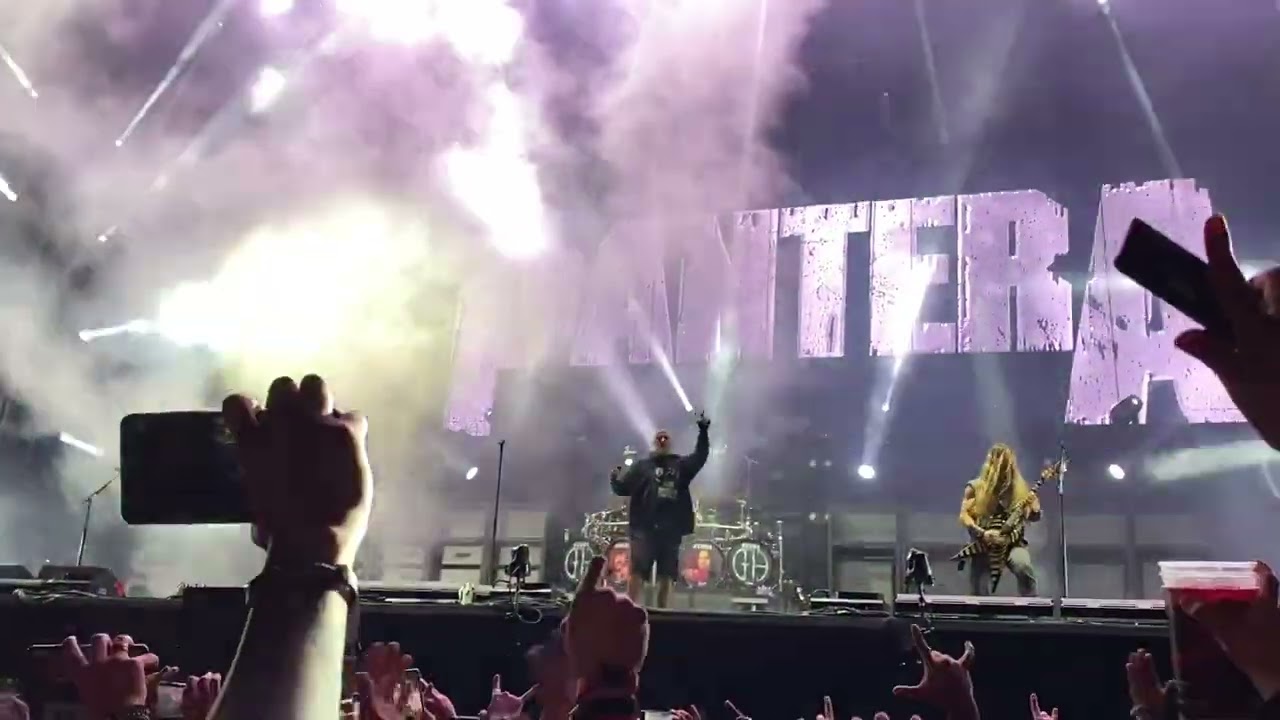 Video Thumbnail: PANTERA – “A New Level” Live in Toluca Mexico Hell & Heaven Open Air Fest 02/12 2022