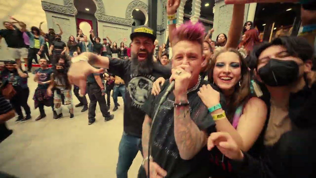 Video Thumbnail: Papa Roach – EGO TRIP Official Music VIdeo