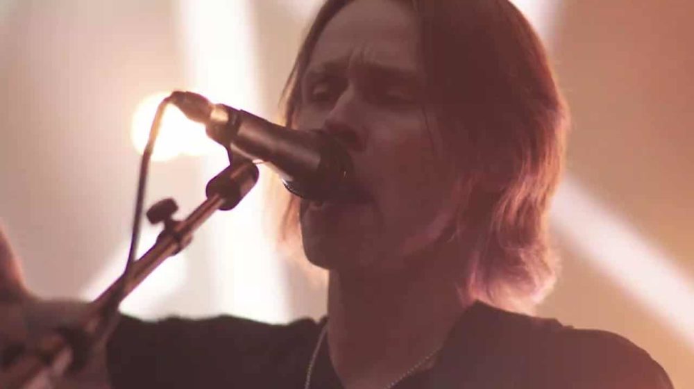 alter bridge,alter bridge holiday,alter bridge new album,alter bridge songs,alter bridge pawns and kings, ALTER BRIDGE Release The Official Music Video For New Single &#8216;Holiday&#8217;