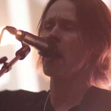 ALTER BRIDGE Release The Official Music Video For New Single ‘Holiday’