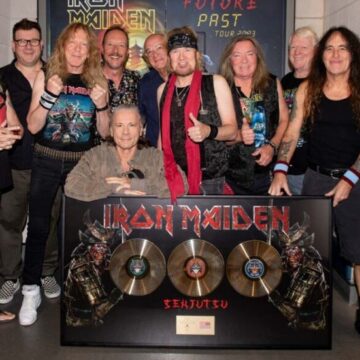 LONDON-O2-7th-July-2023-Iron-Maiden-Gold-Disc-Senjutsu
