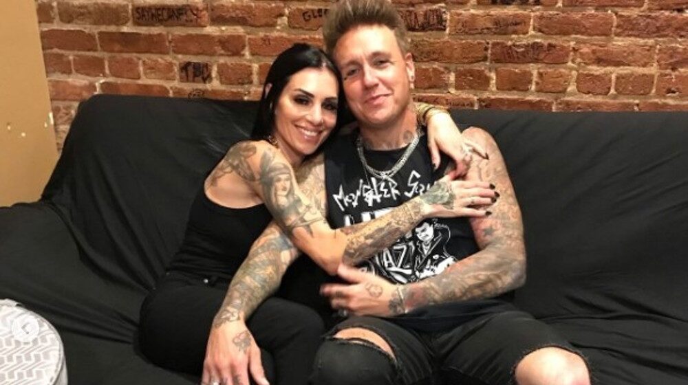 papa roach,jacoby shaddix,jacoby shaddix net worth,jacoby shaddix band,jacoby shaddix wife,jacoby shaddix son,jacoby shaddix age,jacoby shaddix height,papa roach songs,papa roach tour,papa roach band members,papa roach tour 2023,papa roach lead singer, PAPA ROACH Singer JACOBY SHADDIX Celebrates 26th Wedding Anniversary With His Wife
