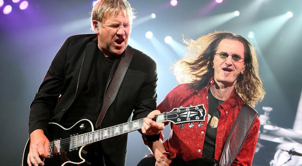 rush,geddy lee,alex lifeson,rushband,rush band reunioin,rush ever play live again,rush drummer,rush band,rush band members,rush band news,rush band drummer,rush band songs,rush live,rush play live,will rush ever play live,rush live again,rush new drummer,rush reunion, RUSH: GEDDY LEE Reveals That He And ALEX LIFESON Have Discussed Touring With Another Drummer